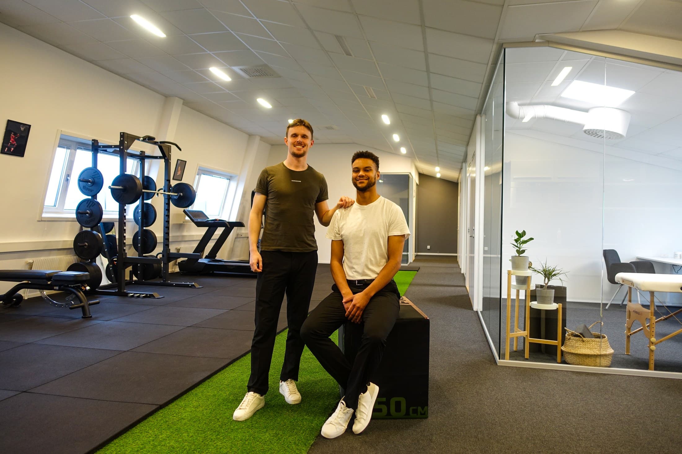 Felix och Christopher på Cleer Klinik
